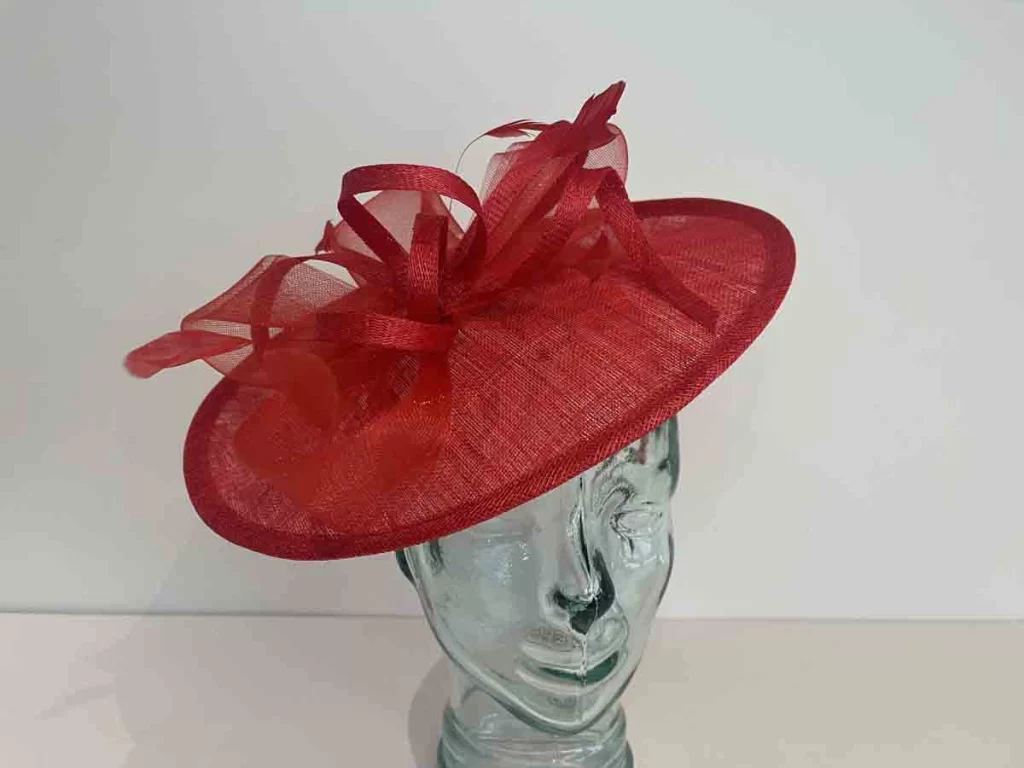 Circular Hatinator With Crin Loops In Tulip Love Fascinators