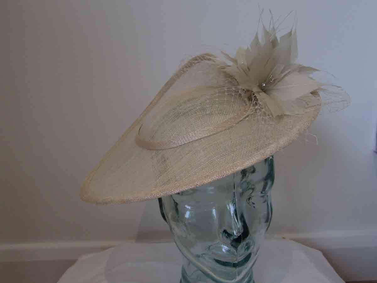 Gold Fascinators Gold Hatinators Love Fascinators