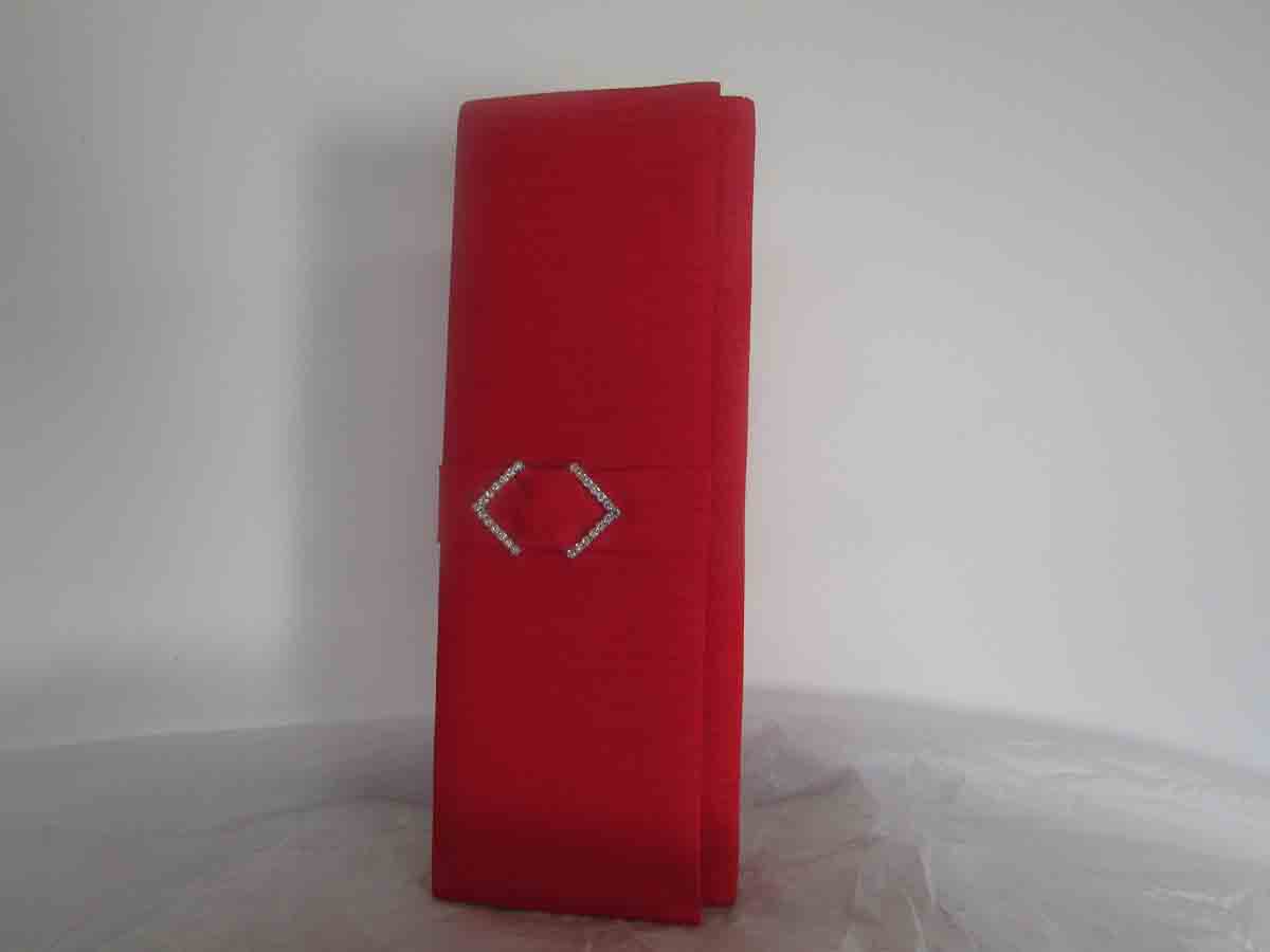 Silk clutch bag in Carmine