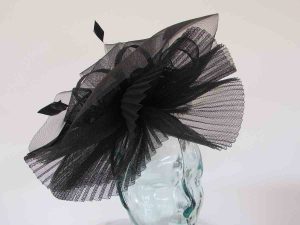 Pleated crin fascinator in black