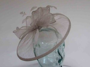 Sinamay fascinator with feathers in silver