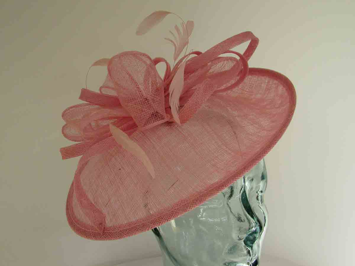 Small oval hatinator in confetti pink