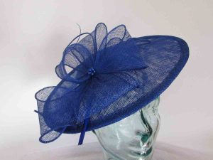 Simanay hatinator with flower in cobalt blue