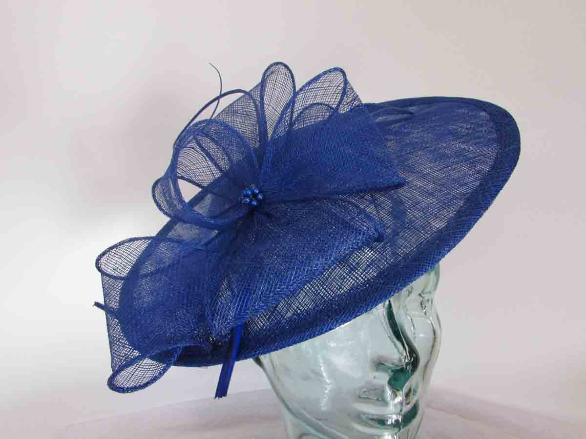 Simanay hatinator with flower in cobalt blue