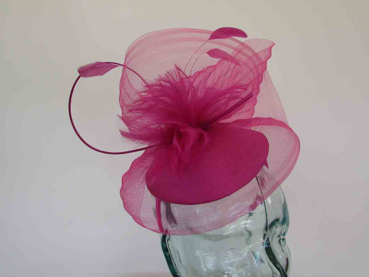 Satin pillbox with crin in fucshia