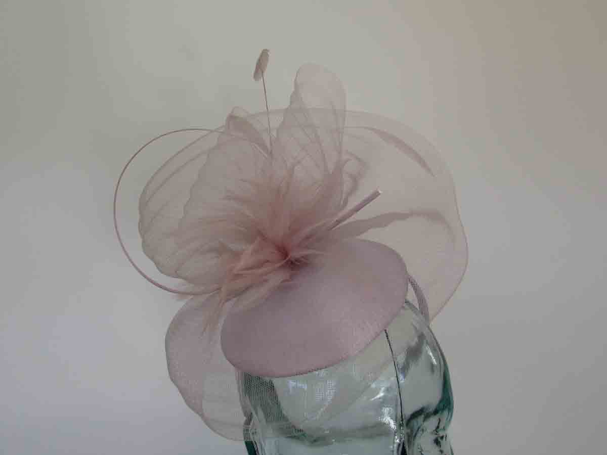 Satin pillbox with crin in lupin