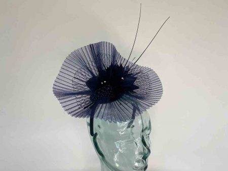 Pleated crin fascinator in navy