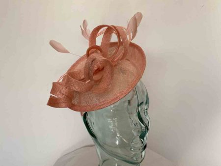 Small hatinator in apricot pink