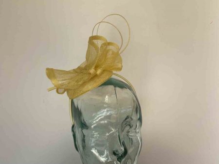 Small pillbox with double quill in lemon