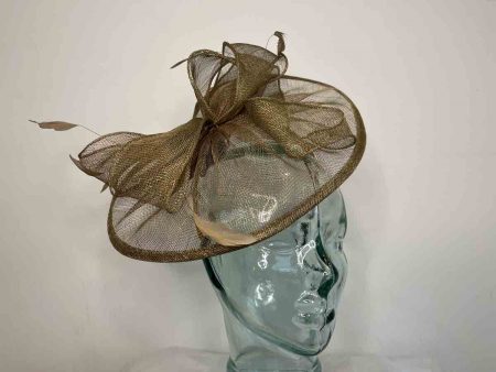 Sinamay fascinator with feathers in gold