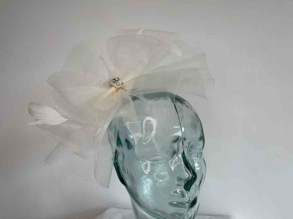 Crin fascinator in ivory Love Fascinators