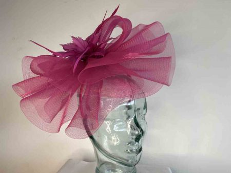 Crin fascinator with feather flower in magenta