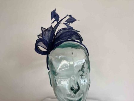Fascinator with leaves in marine blue