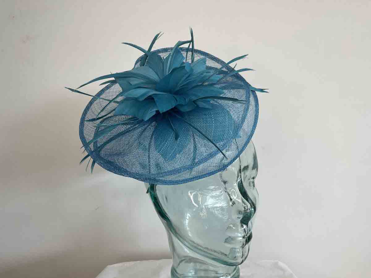Sinamay fascinator with feathered 