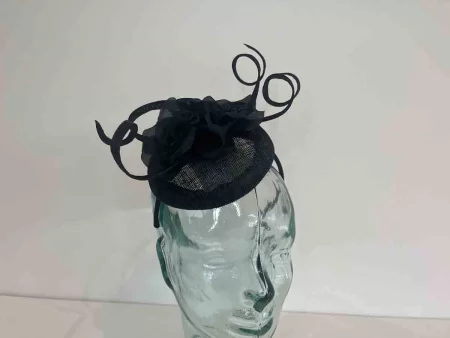Pillbox fascinator with double flower in black