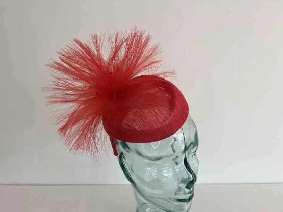 Pillbox fascinator with frayed crin in tulip