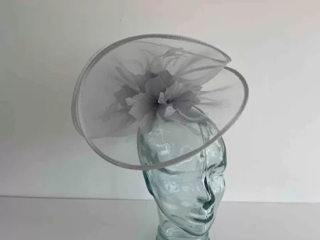 Crin fascinator with centre flower detail in peony