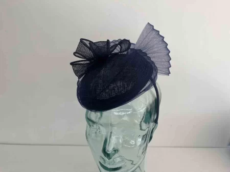 Pillbox fascinator with pleated crin in navy