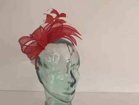 Fascinator with leaves in new tulip
